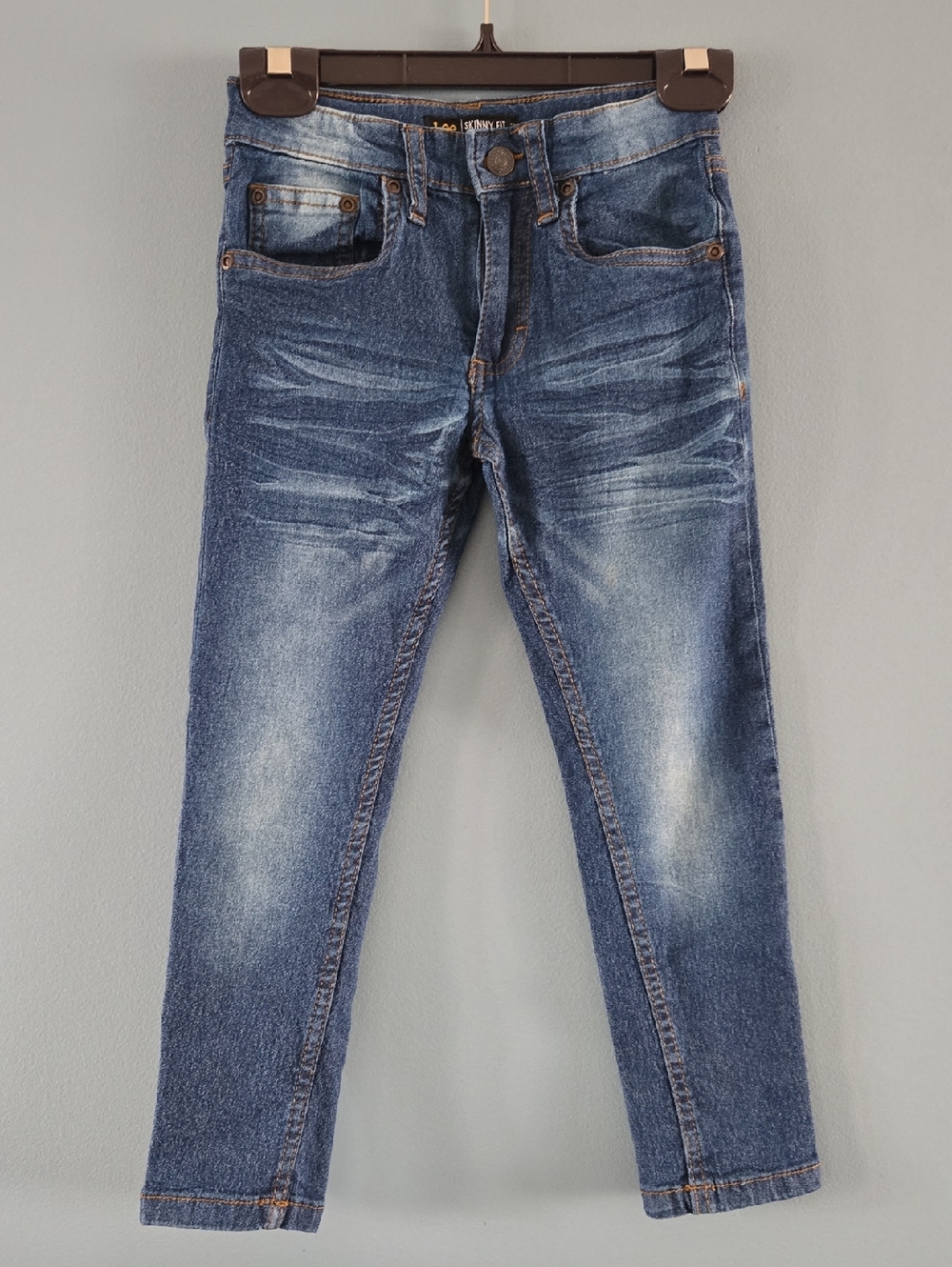 *Back To School* Like New Size 6 Lee boys straight blue jeans